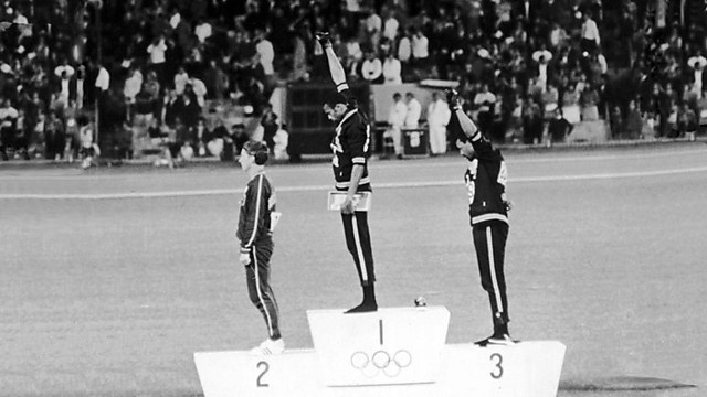 We Interviewed Tommie Smith About The 1968 'Black Power' Salute | VICE ...