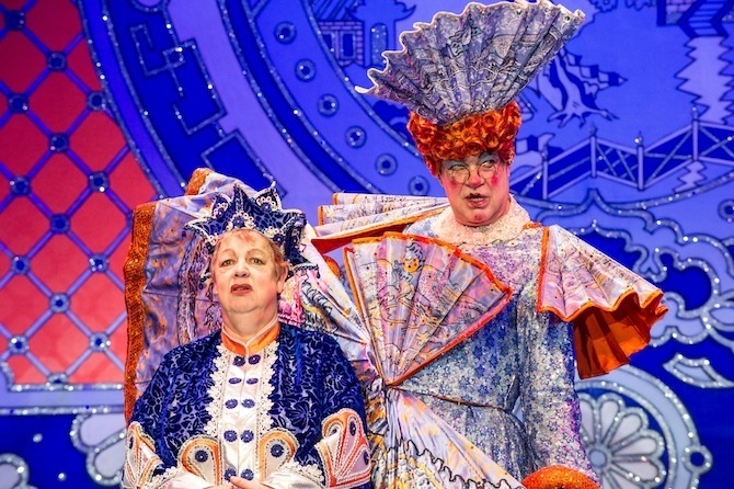 I Went to Some Pantomimes and They're Still Weird | VICE | United Kingdom