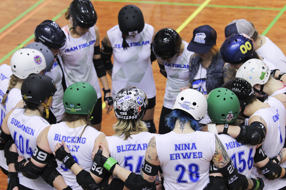 Roller Derby: Why I Love Playing A Violent Contact Sport - Chatelaine